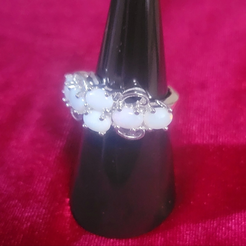 Opal 925 QJ sz 6 ring